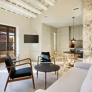 canvas-apartments-lofts-girona.topcostabravahotels.com/
